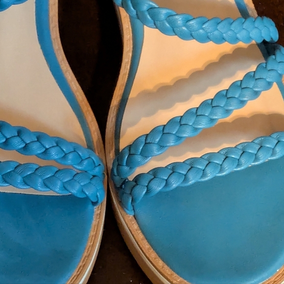 Journee Collection Blue Braided Strap Sandals. Size 7.5. - Picture 2 of 8